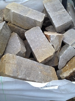 building sandstone delivered in Ireland on pallets or by lorry load